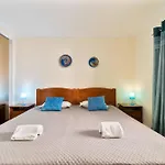 My Inzu By Hellovacations *